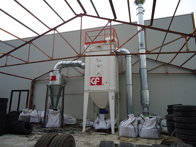 DESEMPOEIRADOR-COM-MANGAS-PARA-POEIRAS-INDUSTRIAIS